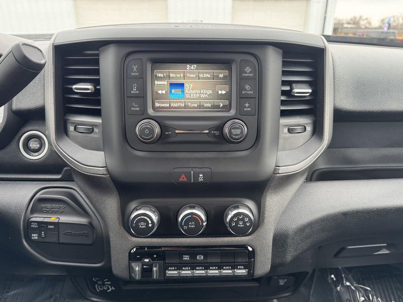 2024 RAM 3500 Chassis Cab TradesmanImage 22