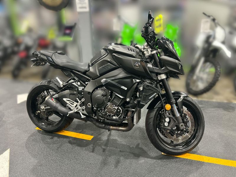 Used 2019 Yamaha MT-10 Image 11