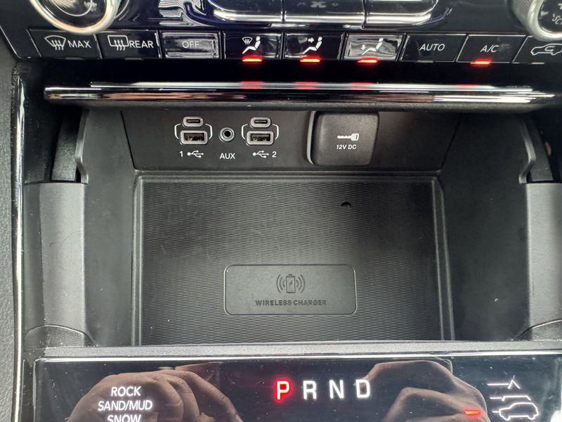 Used 2022 Jeep Grand Cherokee 4xe OverlandImage 24
