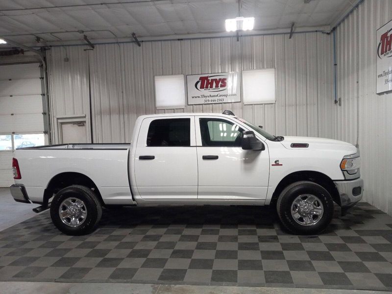 2024 RAM 3500 Tradesman Crew Cab 4x4 6