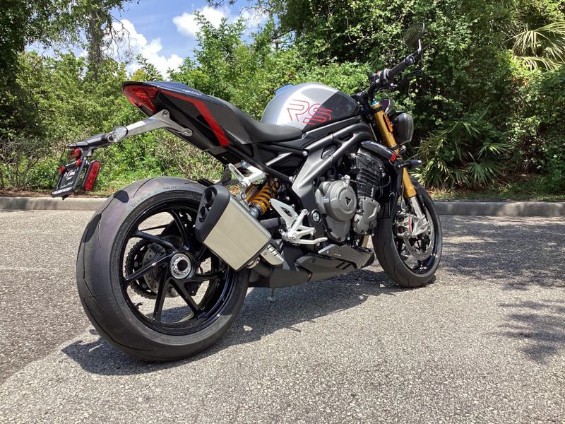 2025 Triumph Speed Triple 1200 RS 