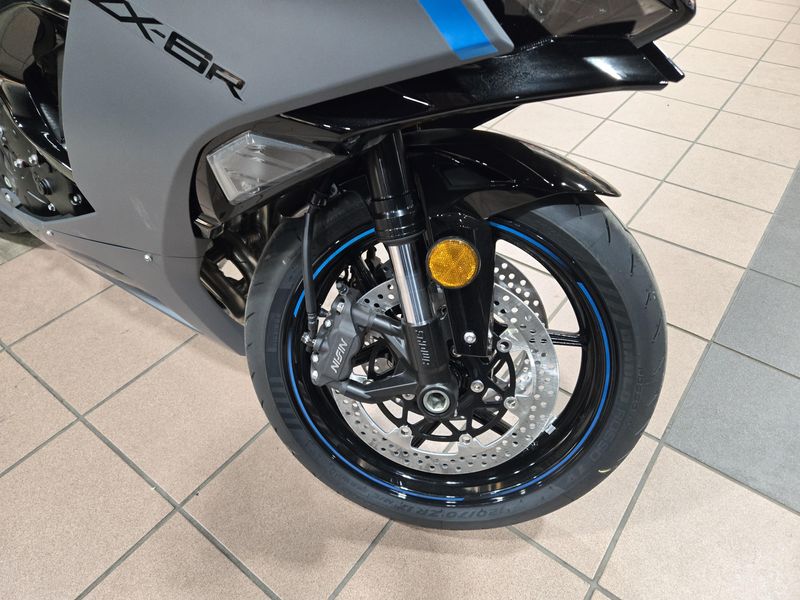 NEW 2025 KAWASAKI NINJA ZX6R NINJA ZX6R BASE Image 21