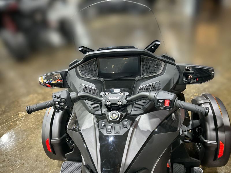 New 2026 Can-Am SPYDER RT LIMITED (SE6) Image 24