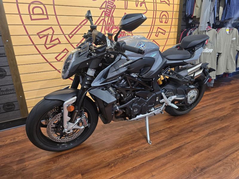 2024 MV Agusta Brutale 1000 RSImage 3
