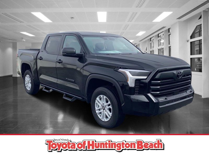 2025 Toyota Tundra SR5Image 1