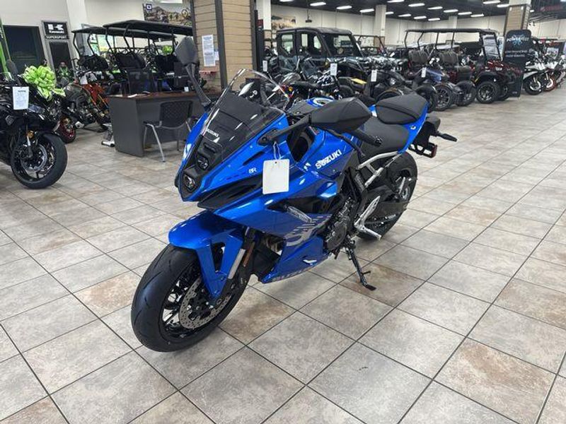 New 2026 Suzuki GSX-8R Image 13