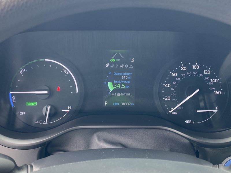 2024 Toyota Sienna LEImage 30