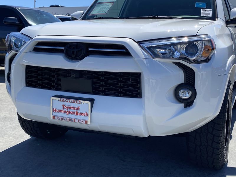 Used 2023 Toyota 4Runner SR5 PremiumImage 7