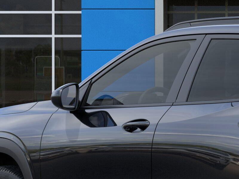 New 2025 Chevrolet Trax LTImage 12