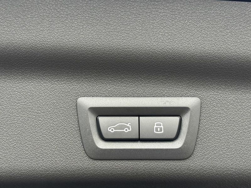 2025 BMW X1 xDrive28iImage 16