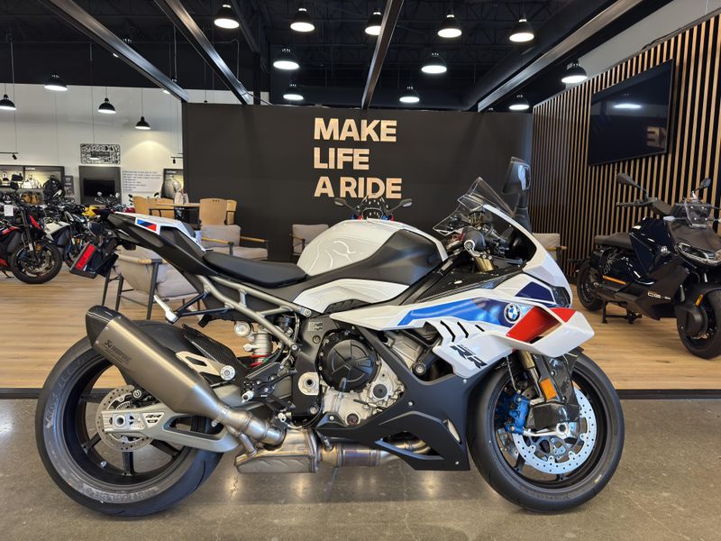 New 2025 BMW S 1000 RR 