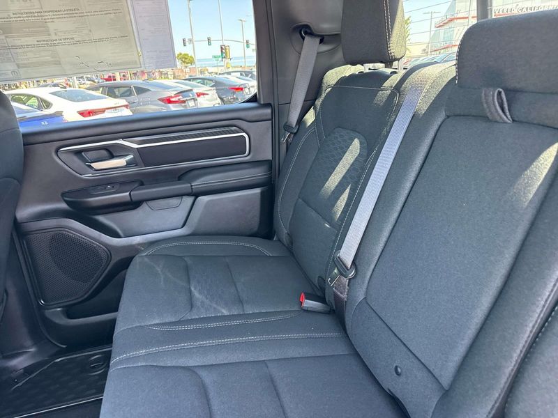 New 2026 RAM 1500 Big Horn Crew Cab 4x2 5'7' Box