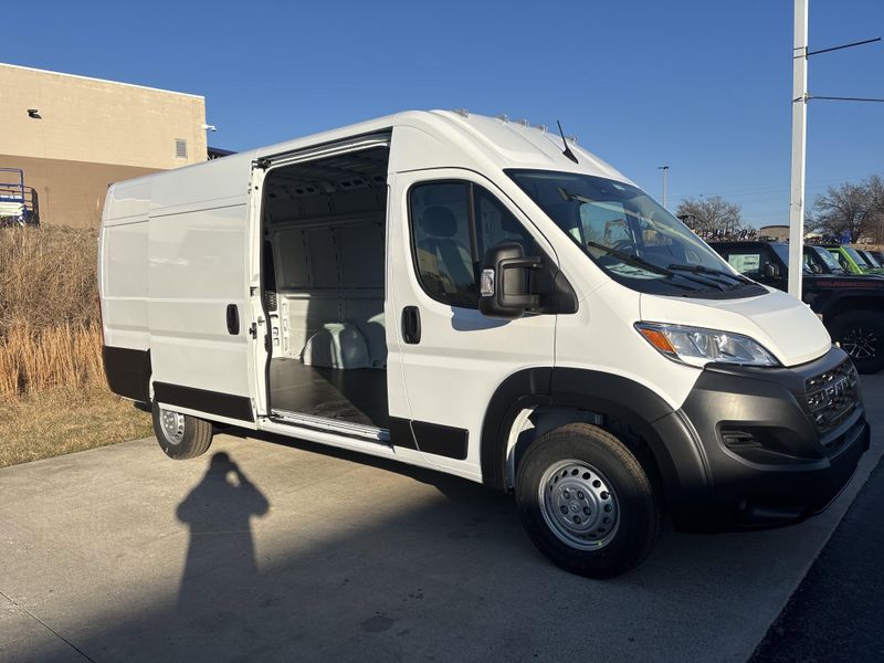 New 2026 RAM Promaster 3500 Tradesman Cargo Van High Roof 159