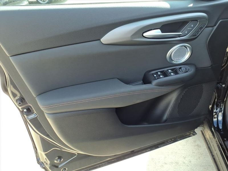 New 2025 Alfa Romeo Tonale Intensa AwdImage 16