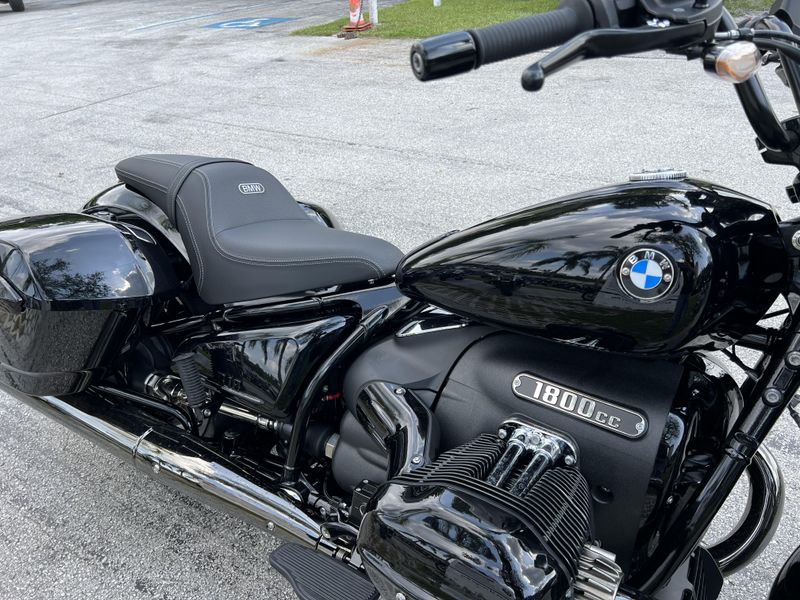 New 2024 BMW R 18 Roctane 