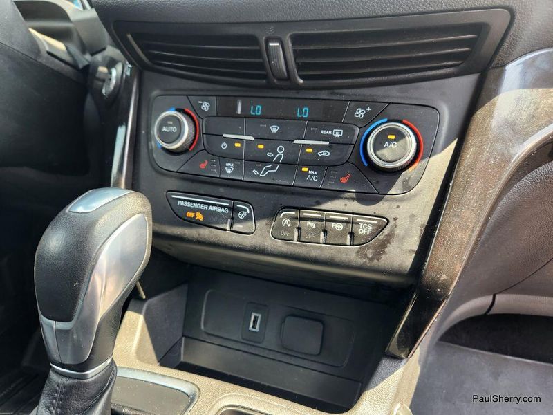 Used 2019 Ford Escape TitaniumImage 36