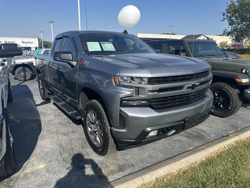 2019 Chevrolet Silverado 1500 RSTImage 3