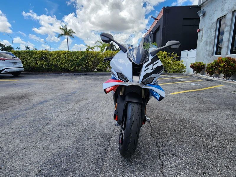 2026 BMW S 1000 RRImage 2