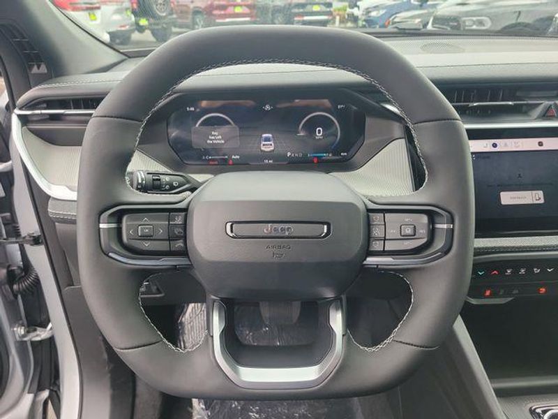 New 2026 Jeep Cherokee Laredo 4x4