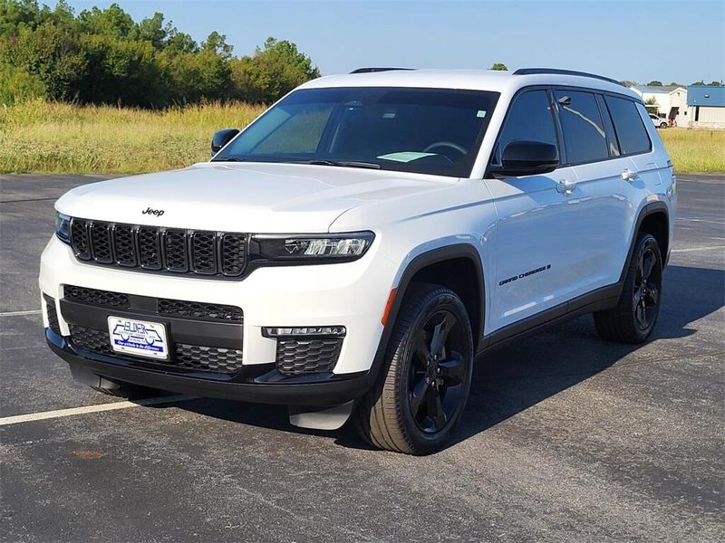 2023 Jeep Grand Cherokee L LimitedImage 3