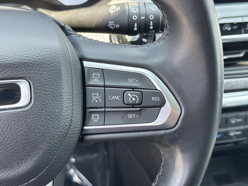 Used 2022 Jeep Compass Latitude Lux