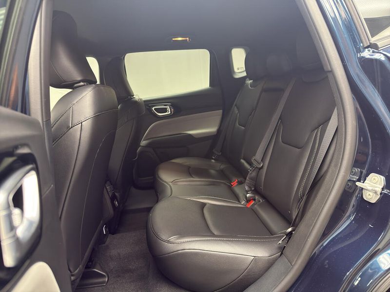 New 2026 Jeep Compass Limited 4x4Image 12