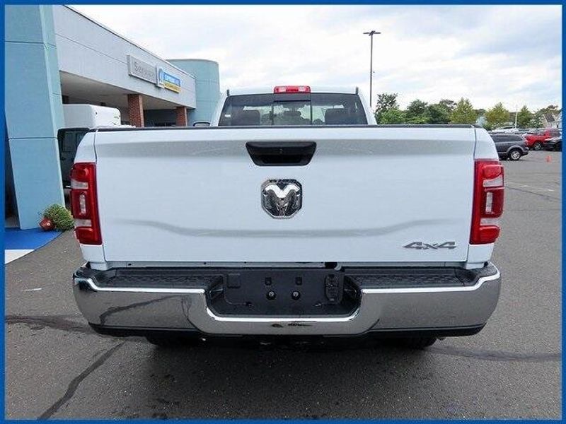 2024 RAM 2500 TradesmanImage 6