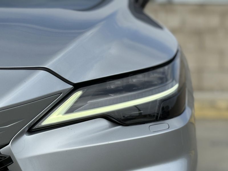 2023 Lexus RX 500h F SPORT PerformanceImage 8