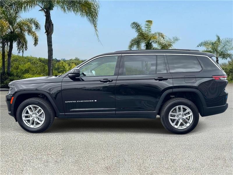 New 2026 Jeep Grand Cherokee L Laredo 4x2