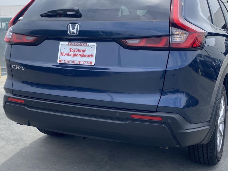 Used 2025 Honda CR-V EX-LImage 5