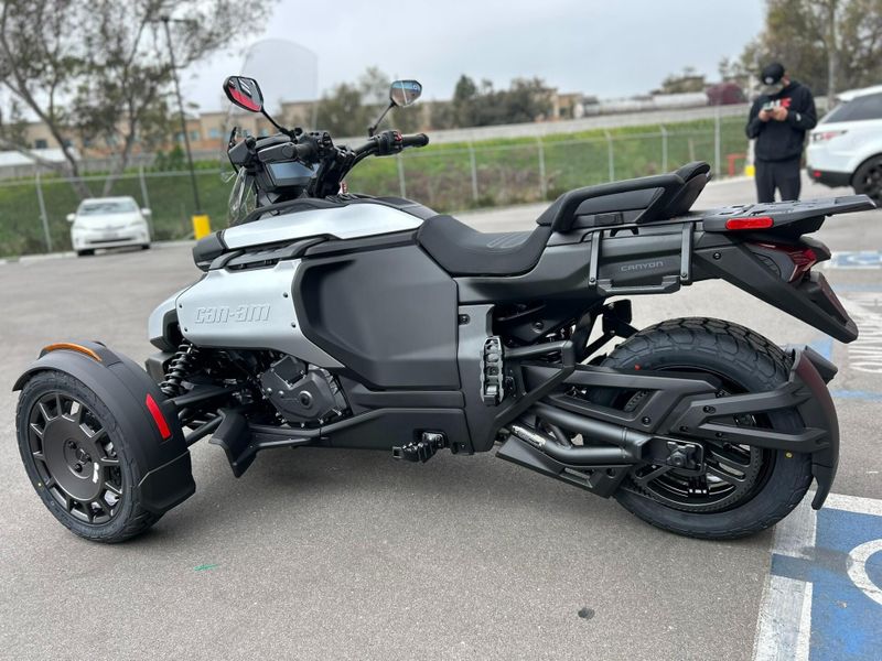 New 2025 Can-Am CANYON STANDARD Image 5