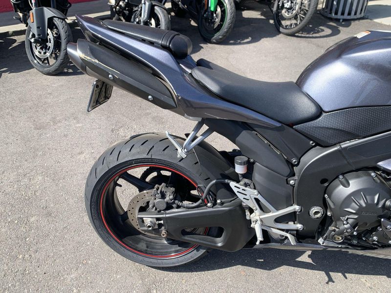 Used 2007 Yamaha YZF-R1 CA Image 14