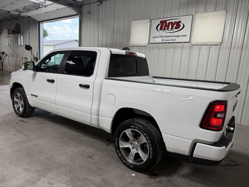 New 2026 RAM 1500 Express Crew Cab 4x4 5