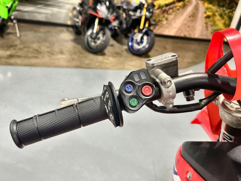 2022 Honda CRF450RX Image 13
