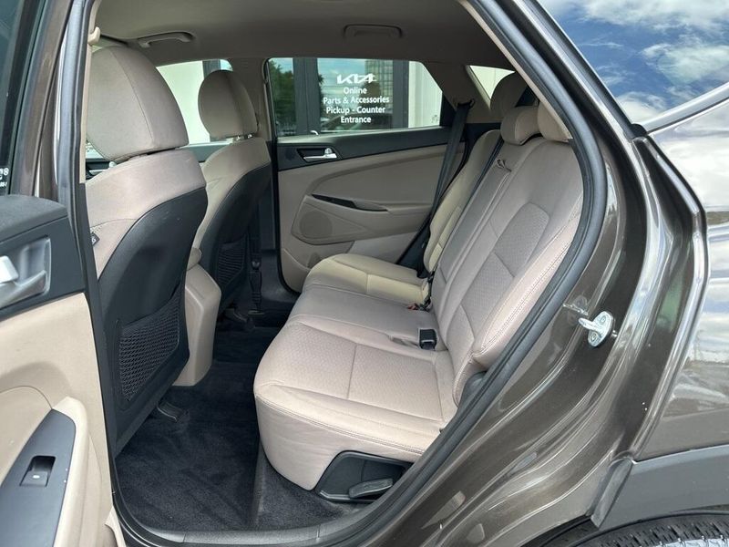 2020 Hyundai Tucson SEImage 22