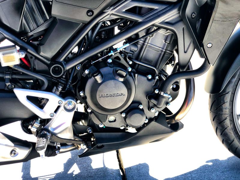 New 2026 Honda CB300R ABS Image 20