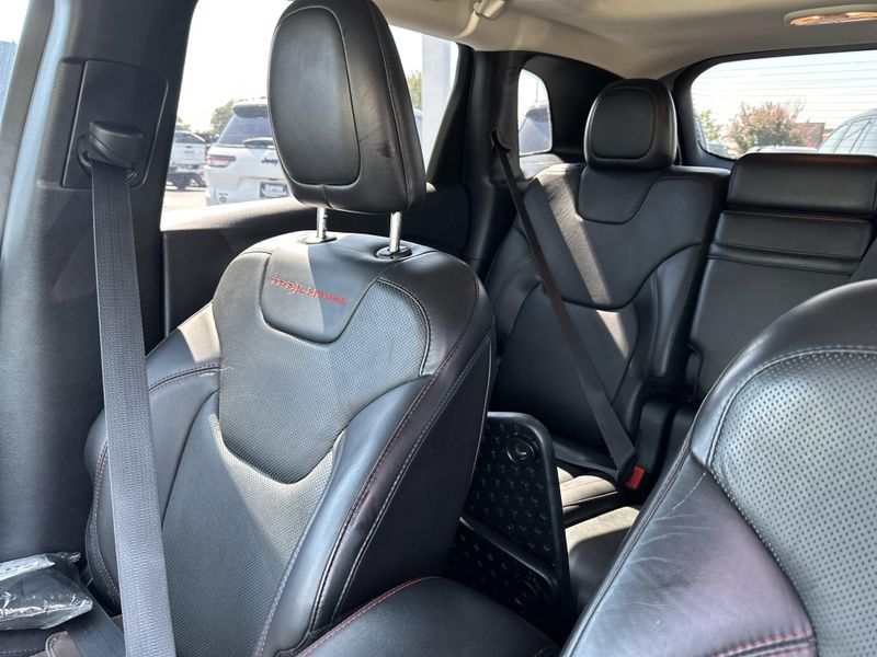 2018 Jeep Cherokee Trailhawk photo 27