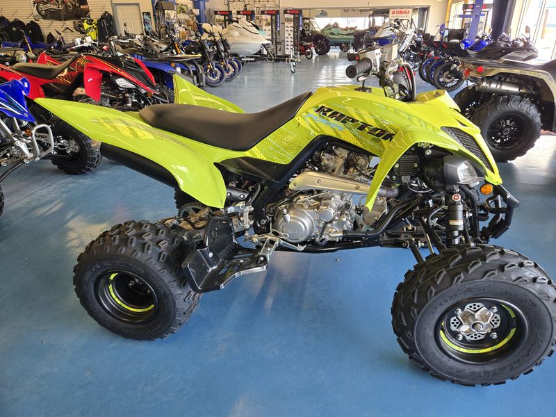 2025 Yamaha RAPTOR 700 SE ACID GREEN Image 2