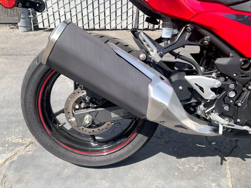 Used 2025 Kawasaki Ninja 500 ABS Image 13
