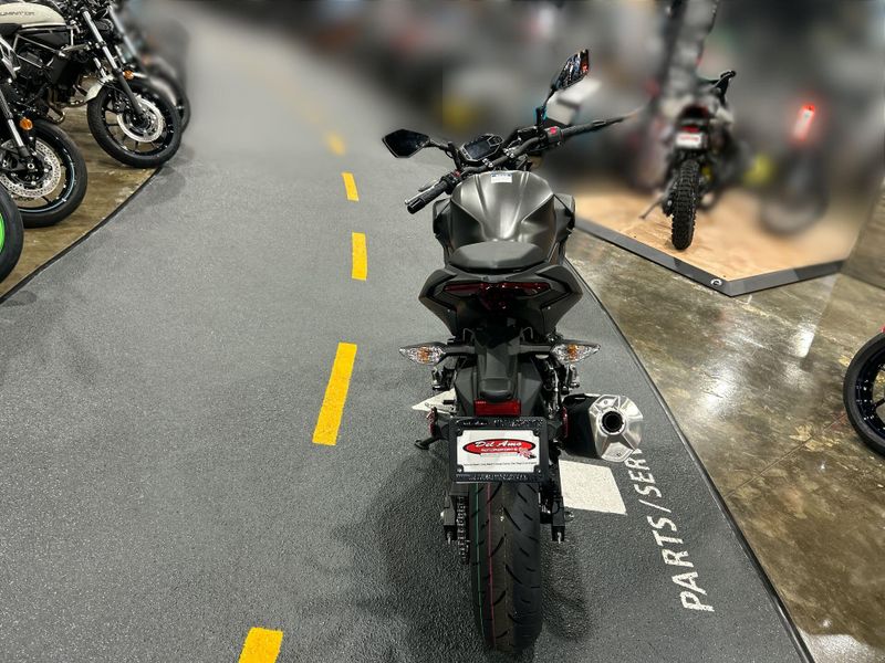 New 2026 Kawasaki Z500 ABS Image 18