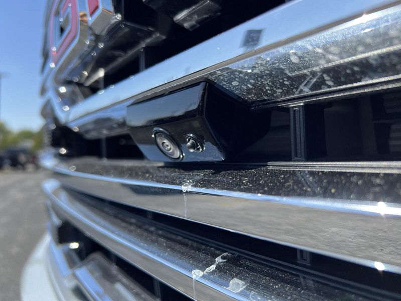 2026 Gmc Sierra 1500 SLT photo 13