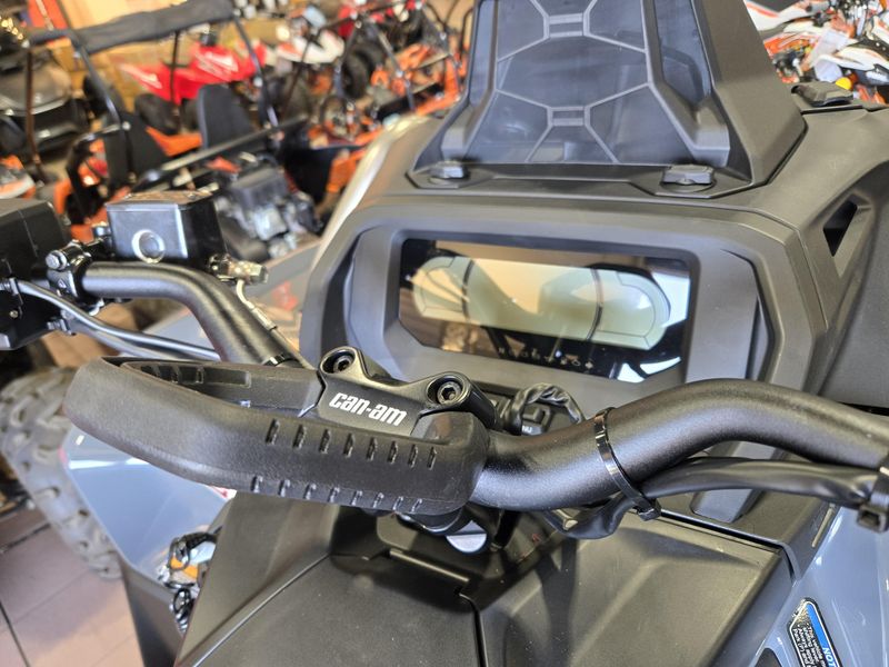NEW 2026 CAN-AM OUTLANDER X MR 1000R Image 15