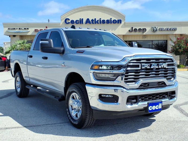 New 2026 RAM 2500 Tradesman Crew Cab 4x4 6'4' Box