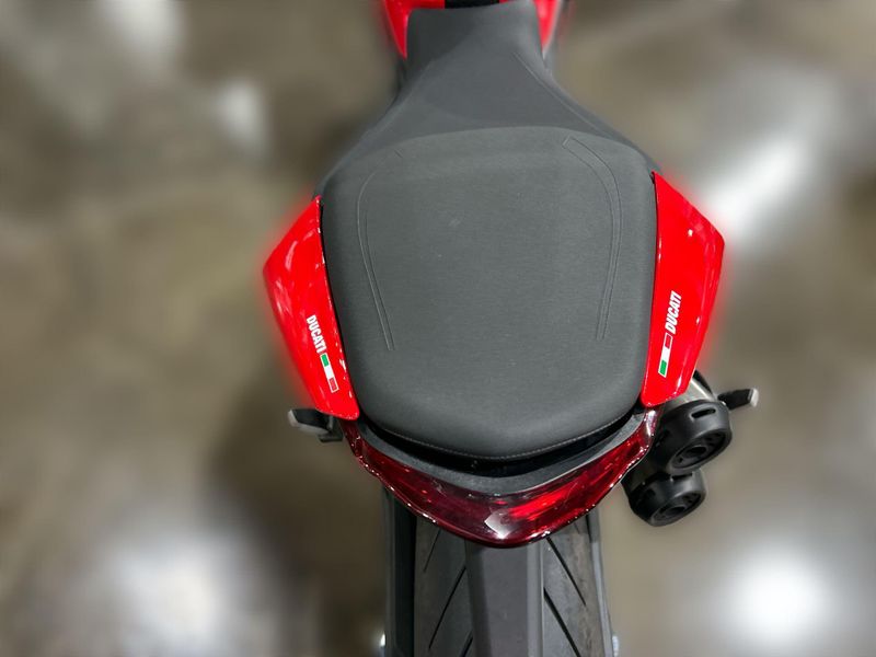 Used 2024 Ducati Monster Image 16