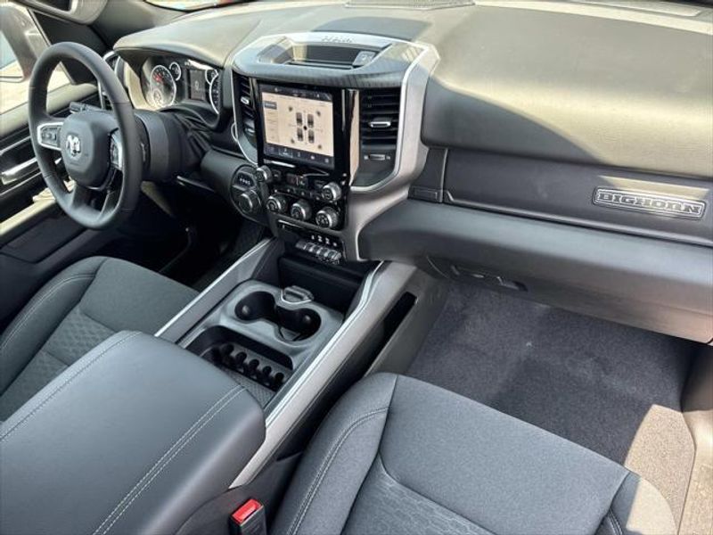 New 2026 RAM 1500 Big Horn Crew Cab 4x2 5'7' Box