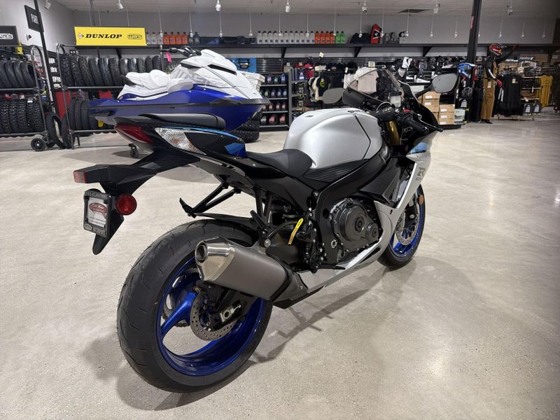 New 2026 Suzuki GSX-R750 Image 17