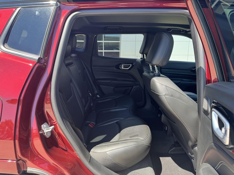 Used 2022 Jeep Compass High AltitudeImage 12