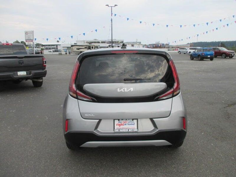 Used 2023 Kia Soul LXImage 7