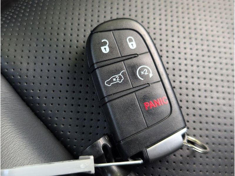 Used 2021 Dodge Durango R/TImage 19