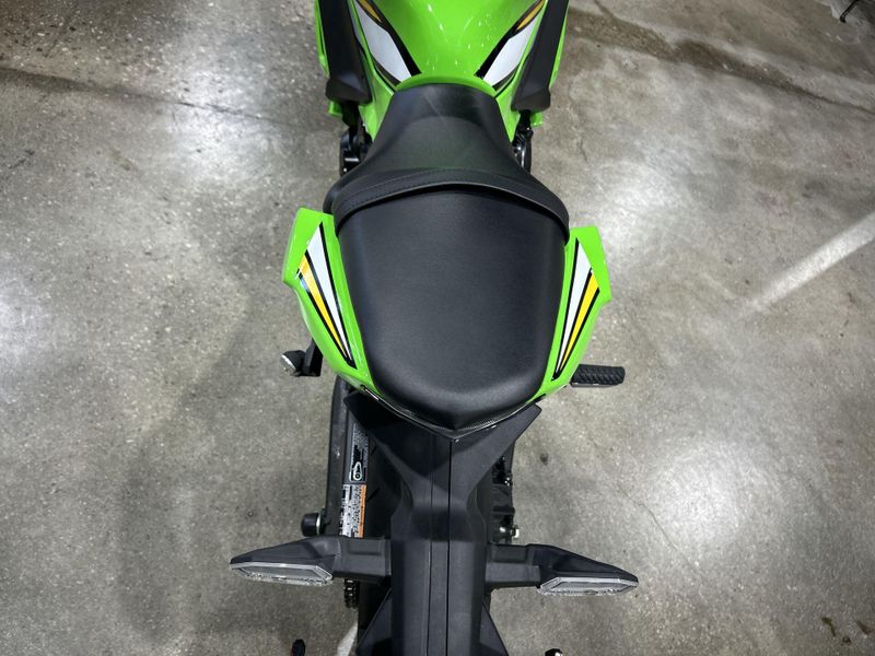 Used 2025 Kawasaki NINJA 650 Image 17